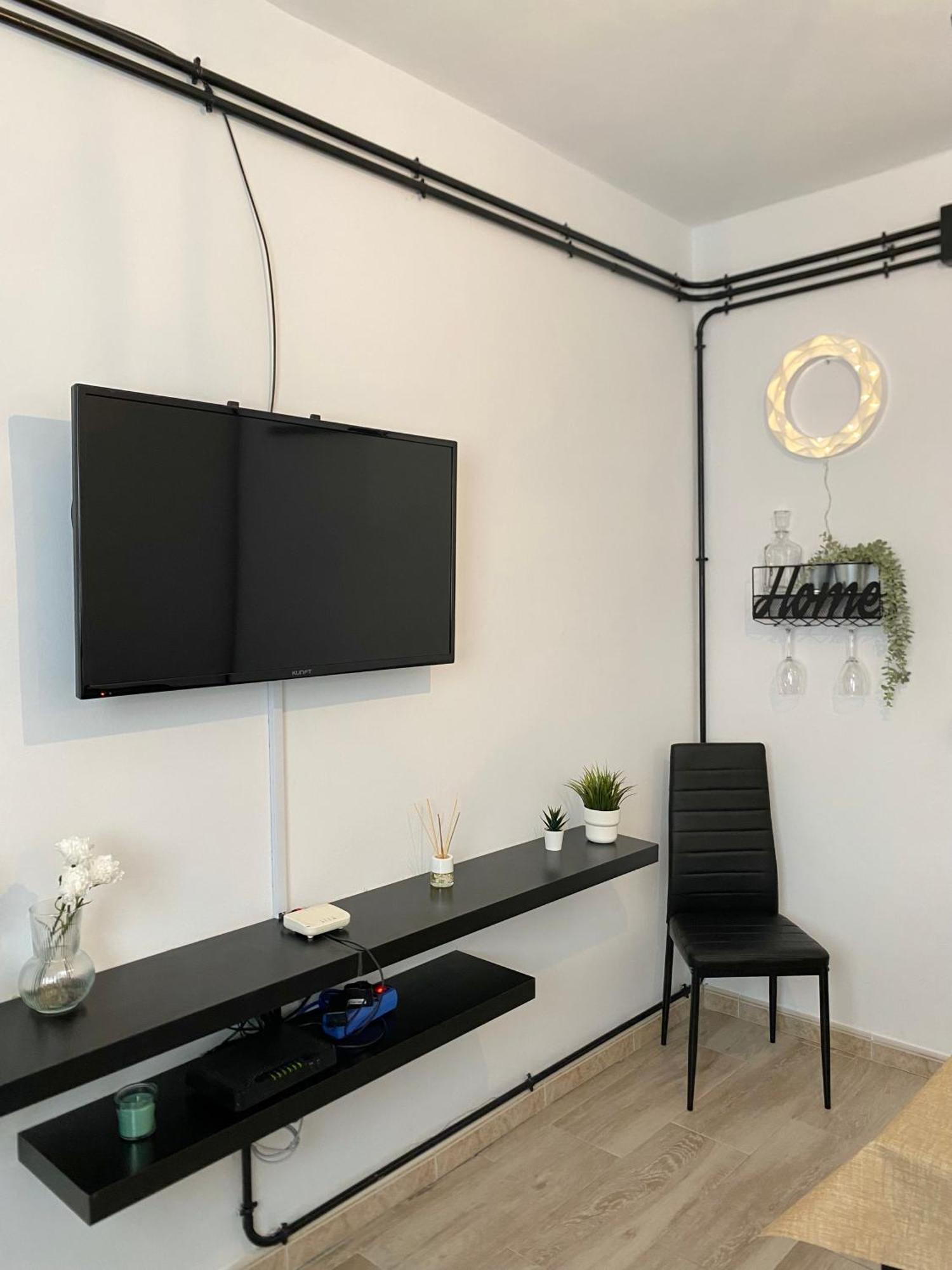 Apartamento Portada 埃斯特波纳 外观 照片